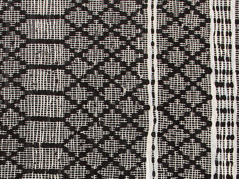 Leather Area Rug 140 x 200 cm Black with Beige Fehimli